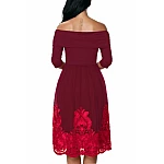 Női ruha Coleta applikációval - burgundy Női ruha Coleta applikációval - burgundy